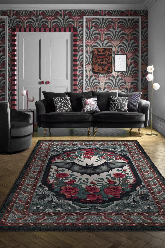 Nuh'un Gemisi Koleksiyonu Yarasa Temalı Çiçekli Bordo Siyah Renkli Bordürlü Konsept Halı