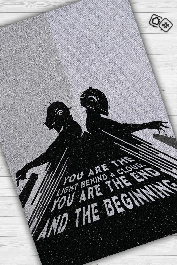 Sen Arkadaki Işıksın Koyu Renkli Siyah Halı Müzik Sever Halısı Müzisyine Hediyelik Halı