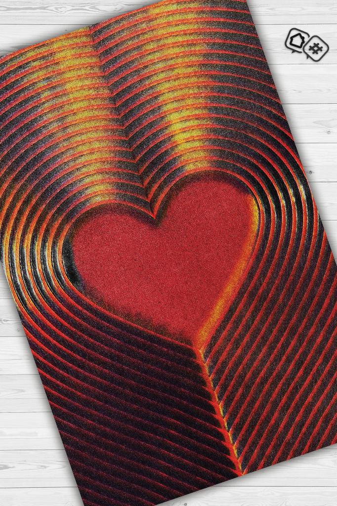 Kalbin Ritmi Kırmızı Renkli Halı Geometrik Salon Halısı Aşk Temalı Oturma Odası Halısı