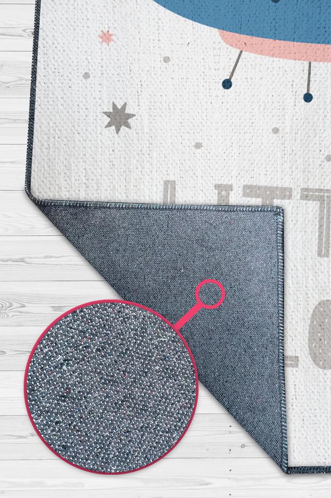 Minik Kaşif Beyaz Renkli Çocuk Odası Halısı Minimal Çocuk Halısı Bebek Temalı Halı