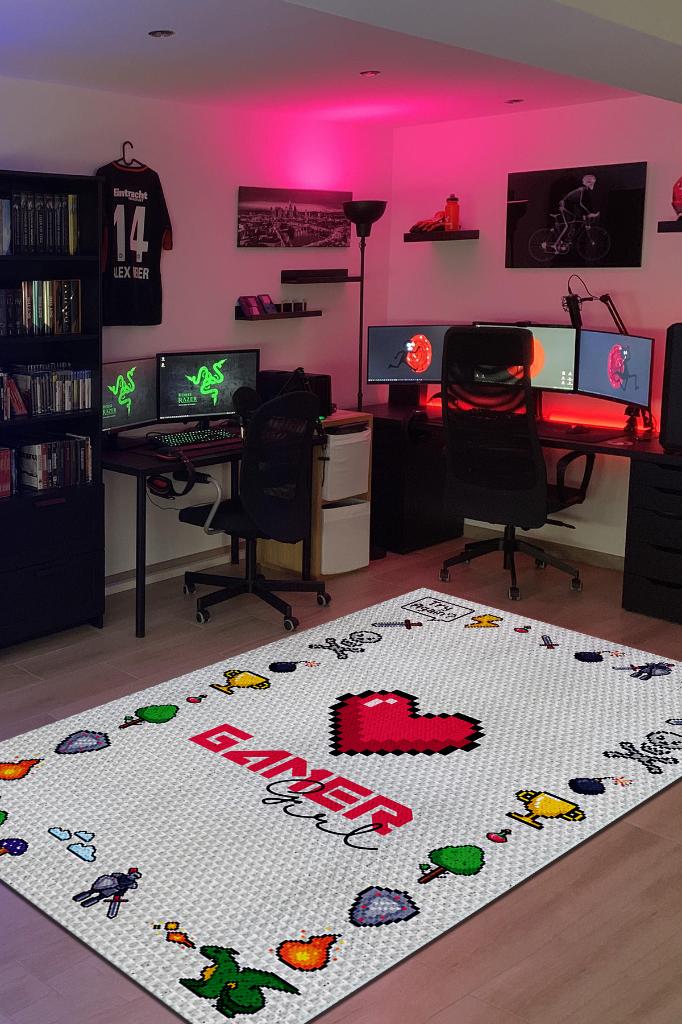 Oyuncu Kız Açık Renkli Beyaz Oyuncu Halısı Gamer Temalı Halı Modern Oyuncuya Hediye Halı