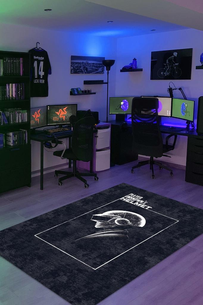 Oyuncunun Kaskı Siyah Renk Oyuncu Halısı Koyu Renk Gamer Temalı Halı Pubg Sever Hediye Halı