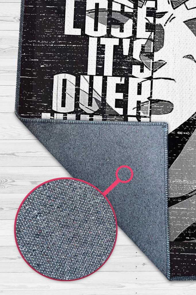 Pes Edersen Biter Siyah Beyaz Anime Halısı Dokuma Tabanlı Anime Sever Halısı Hediyelik Halı