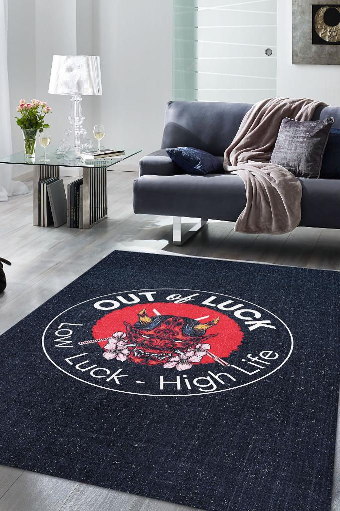 Şanssız Dokuma Tabanlı Siyah Renkli Anime Sever Halısı Modern Hediyelik Anime Halısı